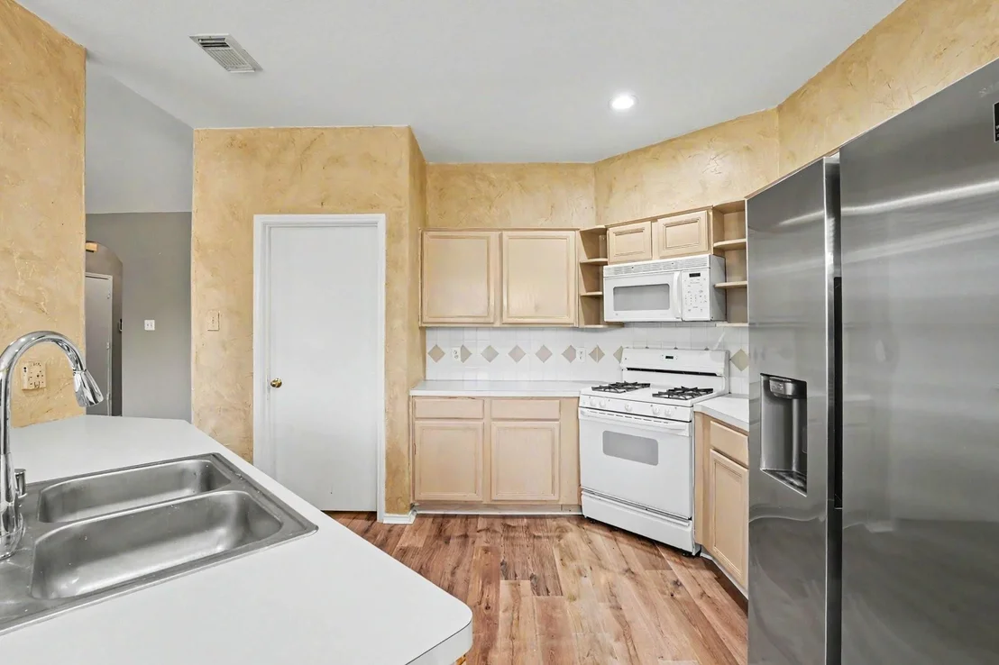 Photo of 1311 Coppercrest Drive