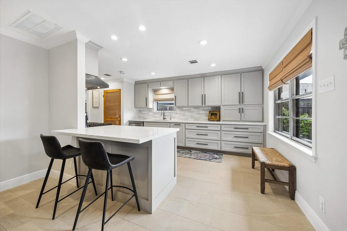 Photo of 2034 De Milo Drive