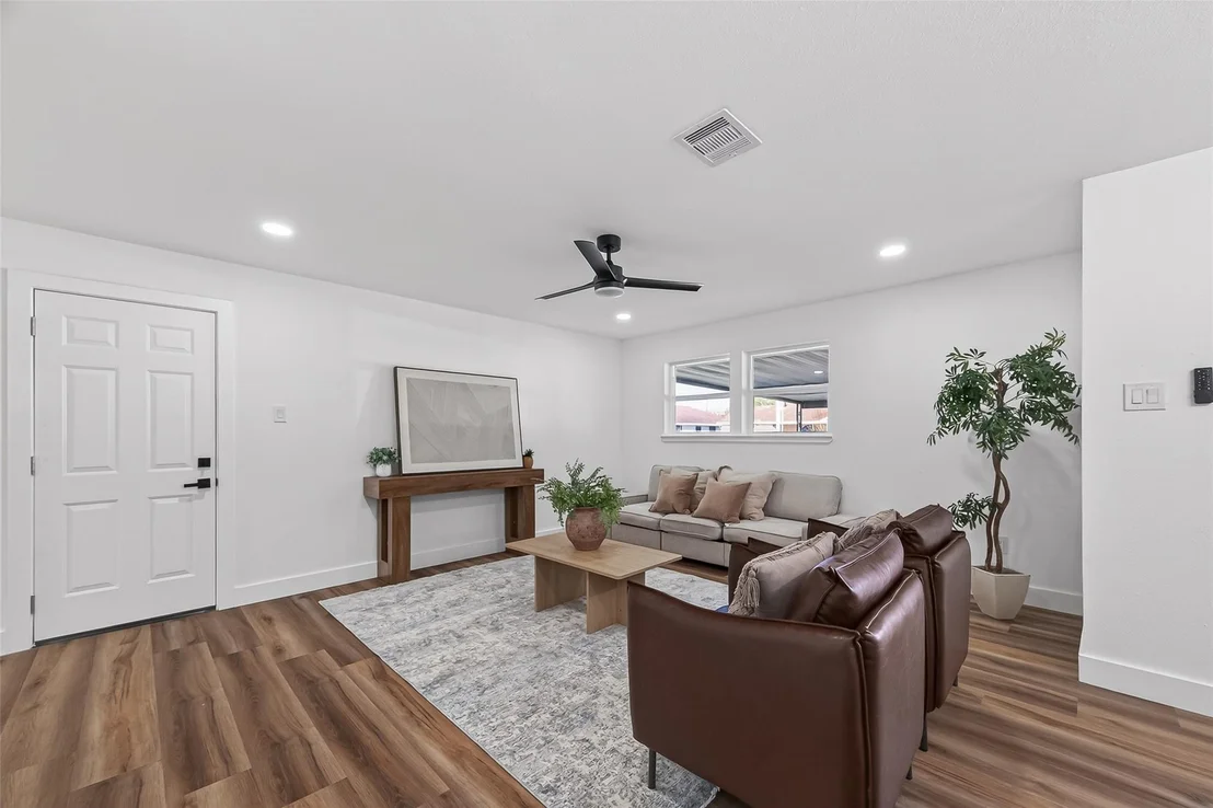 Photo of 3112 Hays Street