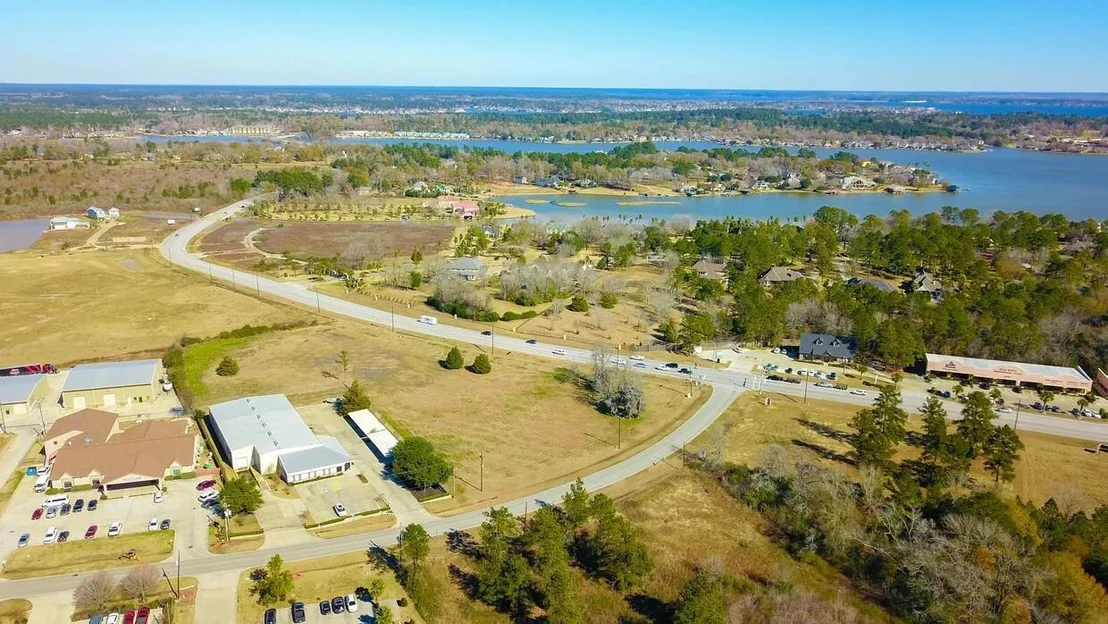 Photo of 16866 & 16870 Walden Road