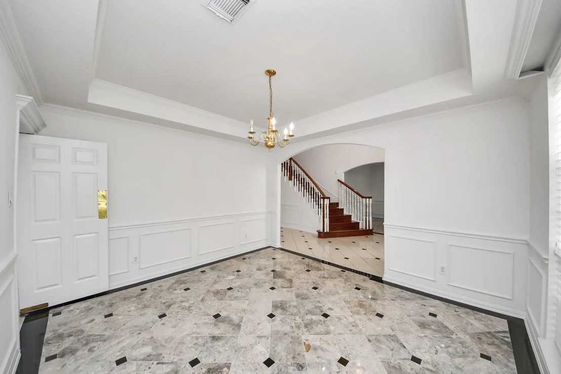 Photo of 20111 Biscayne Hill Court