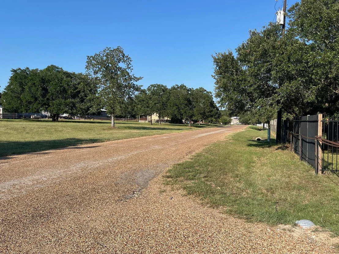 Photo of 325 Apache Drive S