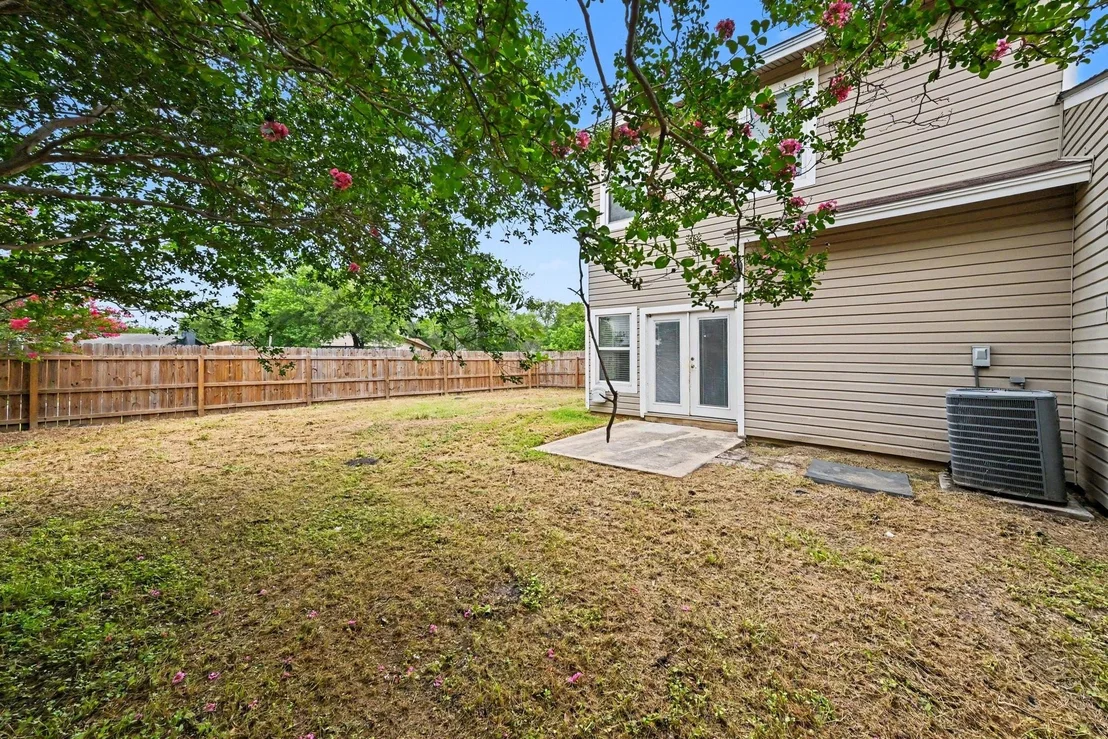 Photo of 8404 Forest Ridge Drive