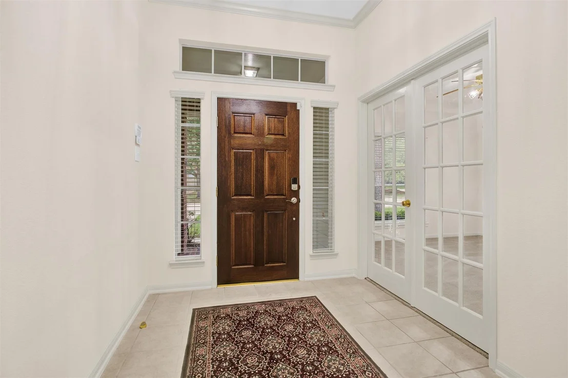 Photo of 6031 Skyhaven Lane
