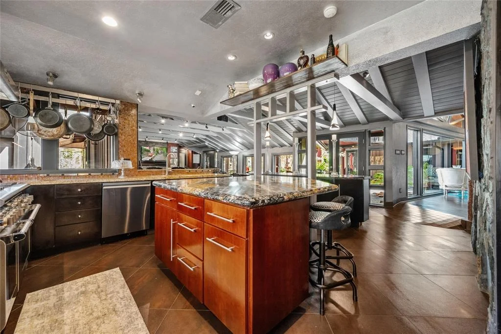 Photo of 57 Carolane Trail