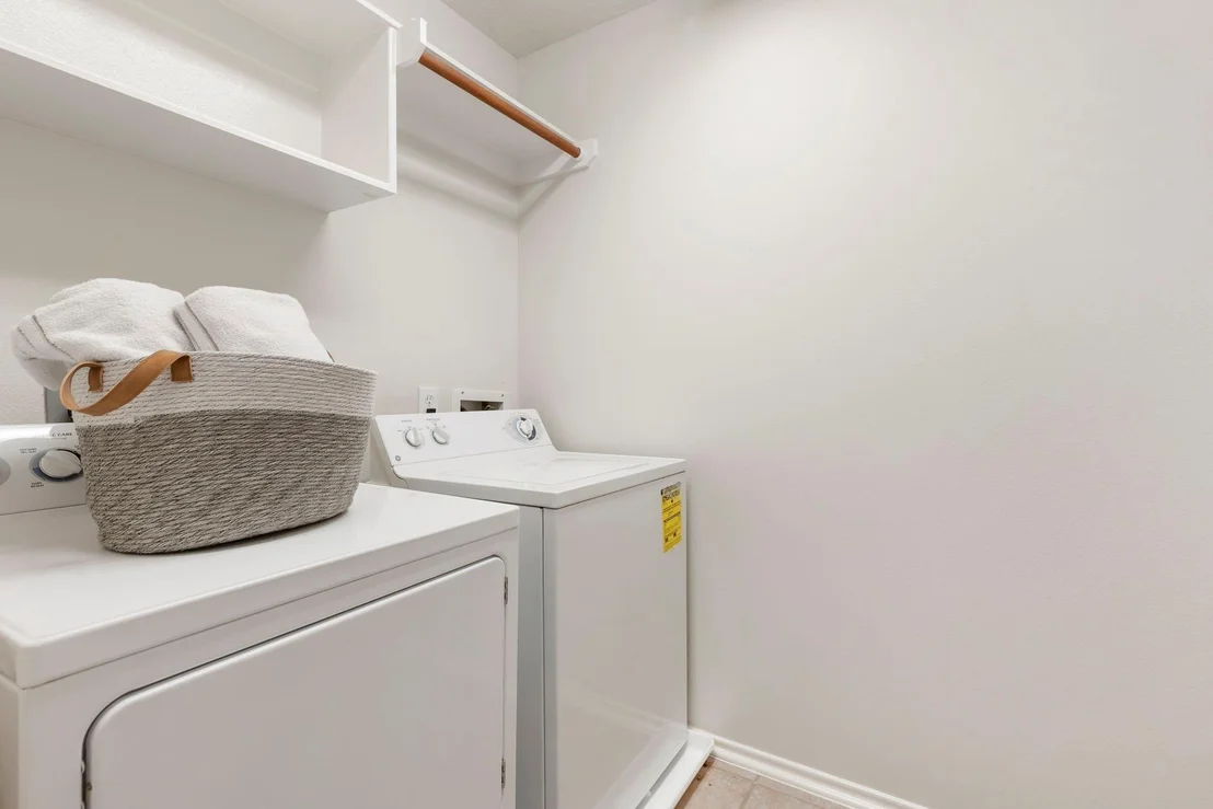 Photo of 215 W Stedhill Loop