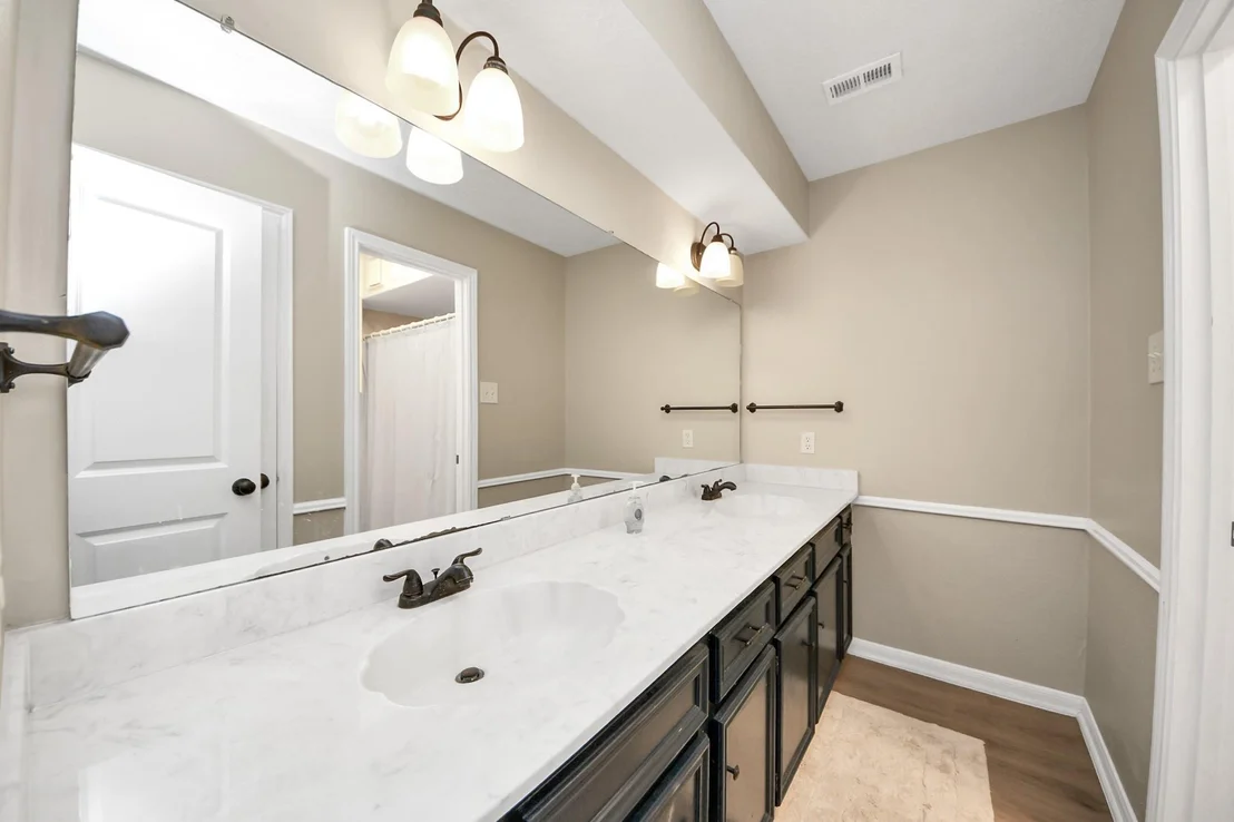 Photo of 5511 Lacreek Lane