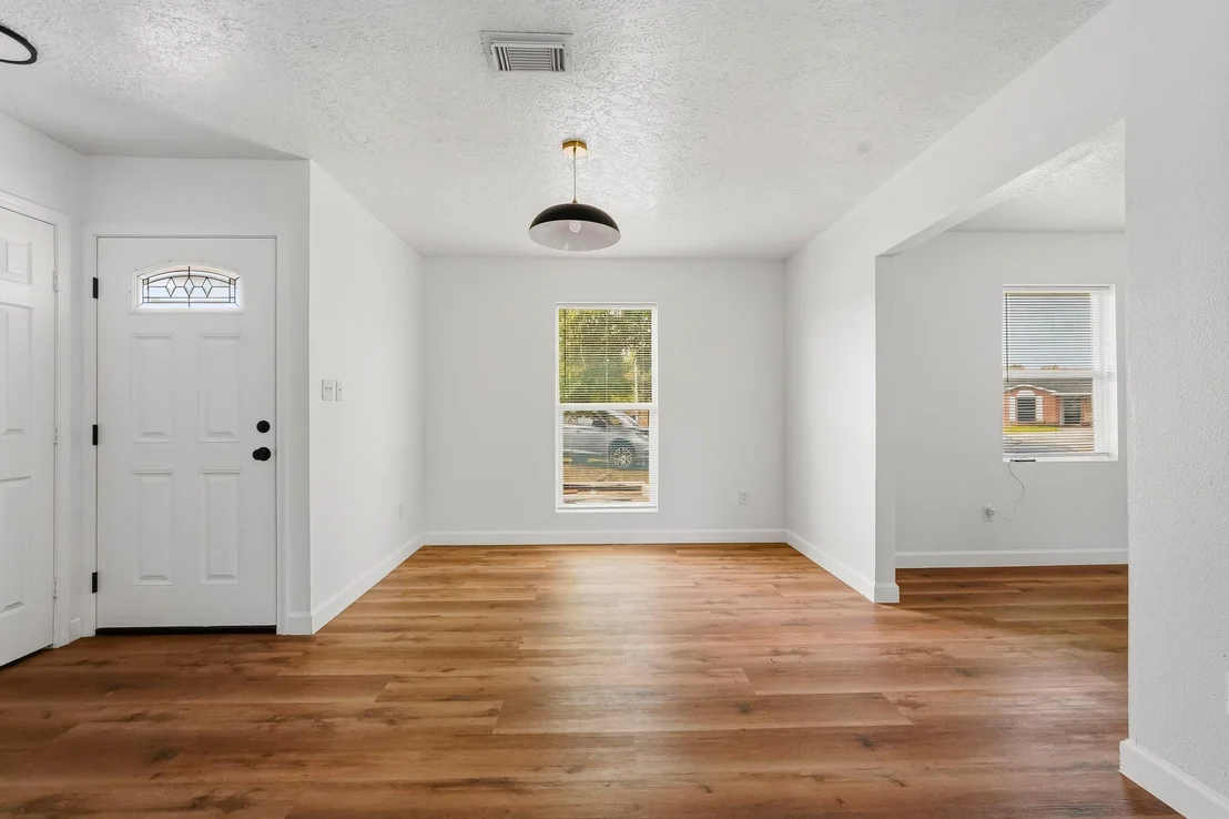 Photo of 10911 Murr Way