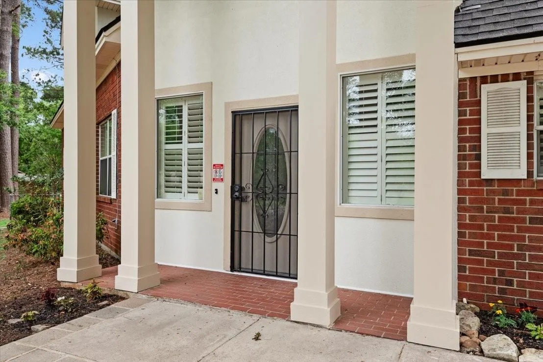 Photo of 14151 Buckingham Lane