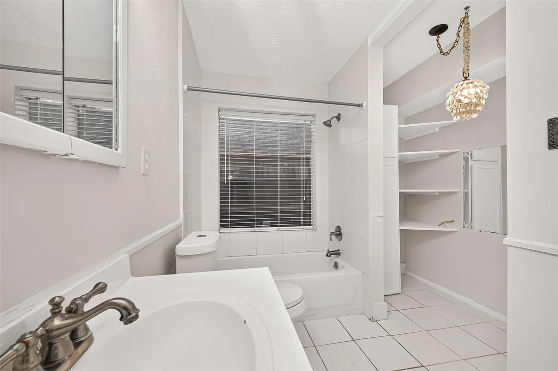 Photo of 3811 Suttonford Drive