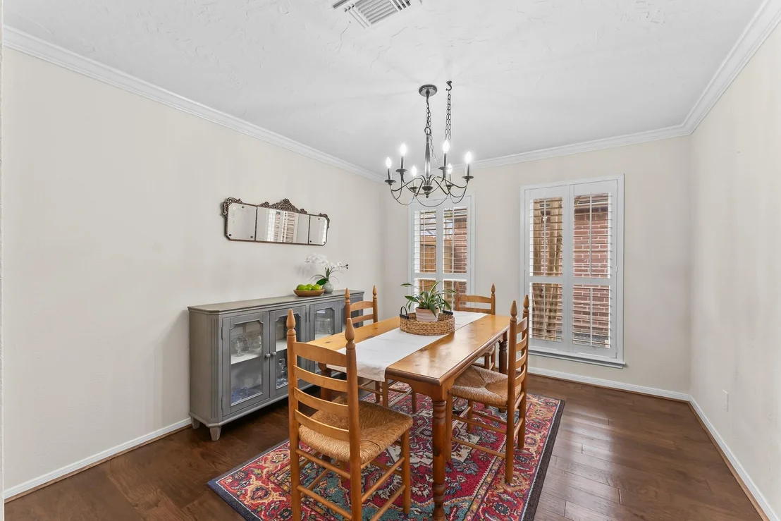Photo of 1546 Beaconshire Road