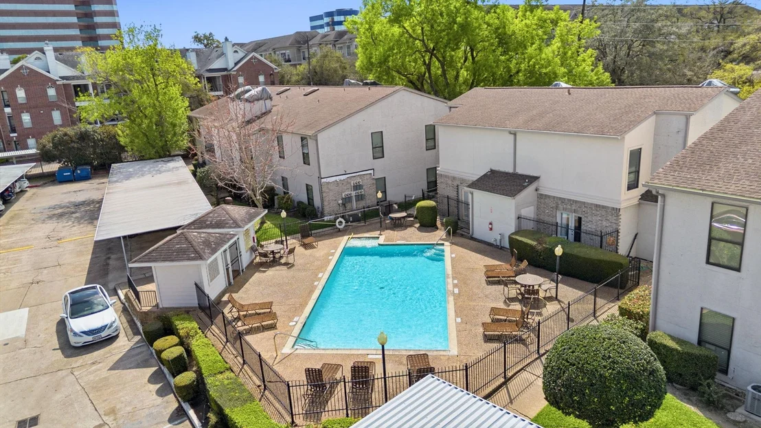 Photo of Unit 23 at 2425 Augusta Drive