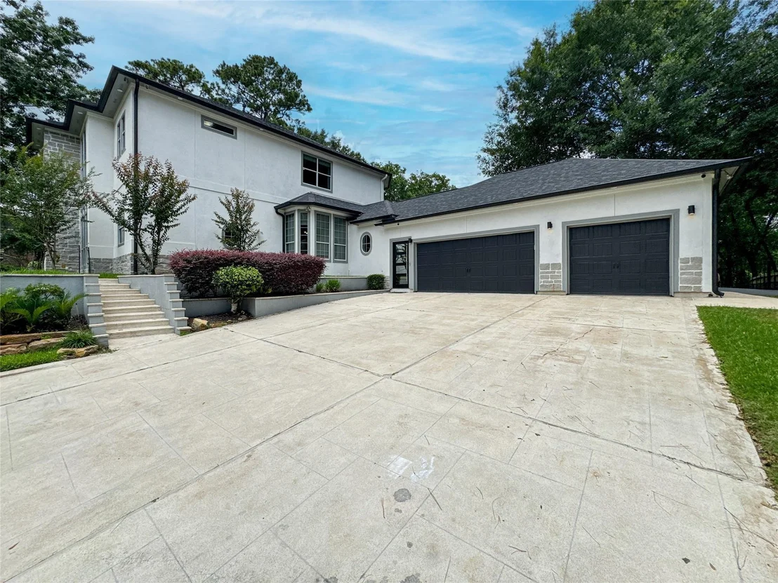 Photo of 1810 Woerner Road