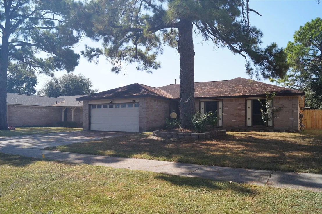 Photo of 10603 Mackenzie Drive