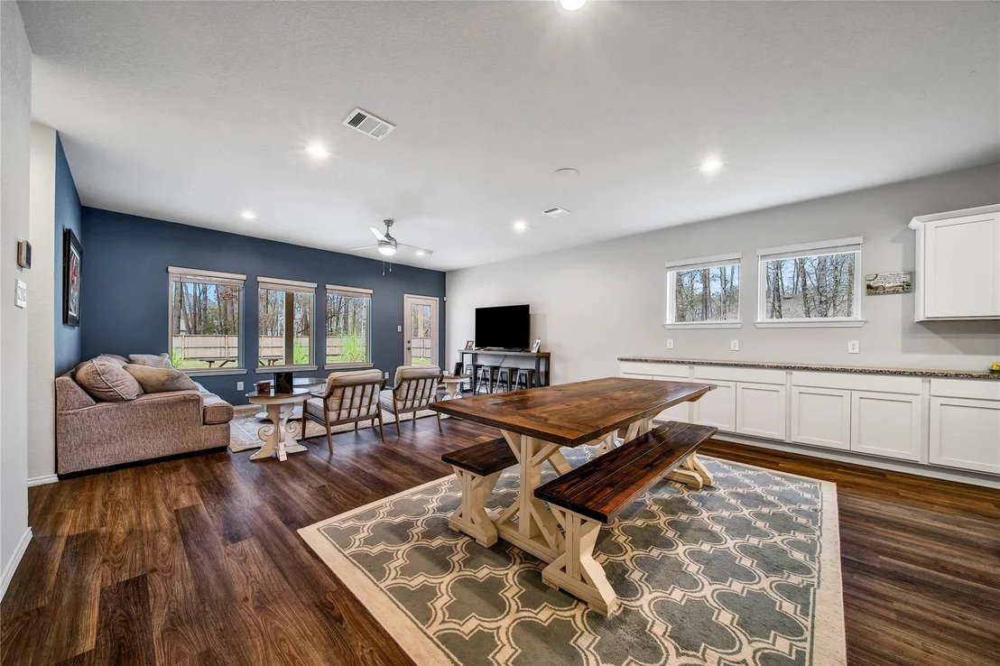Photo of 2818 Roman Forest Boulevard
