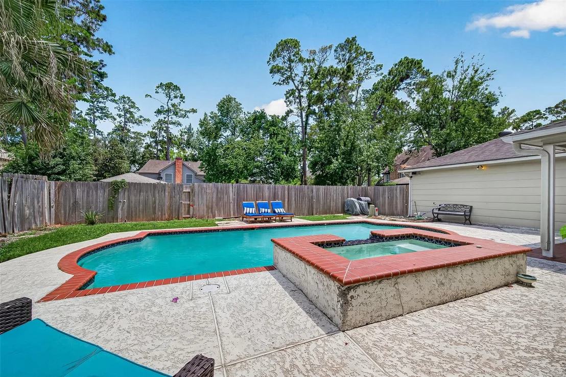 Photo of 5919 Spring Creek Oaks Drive