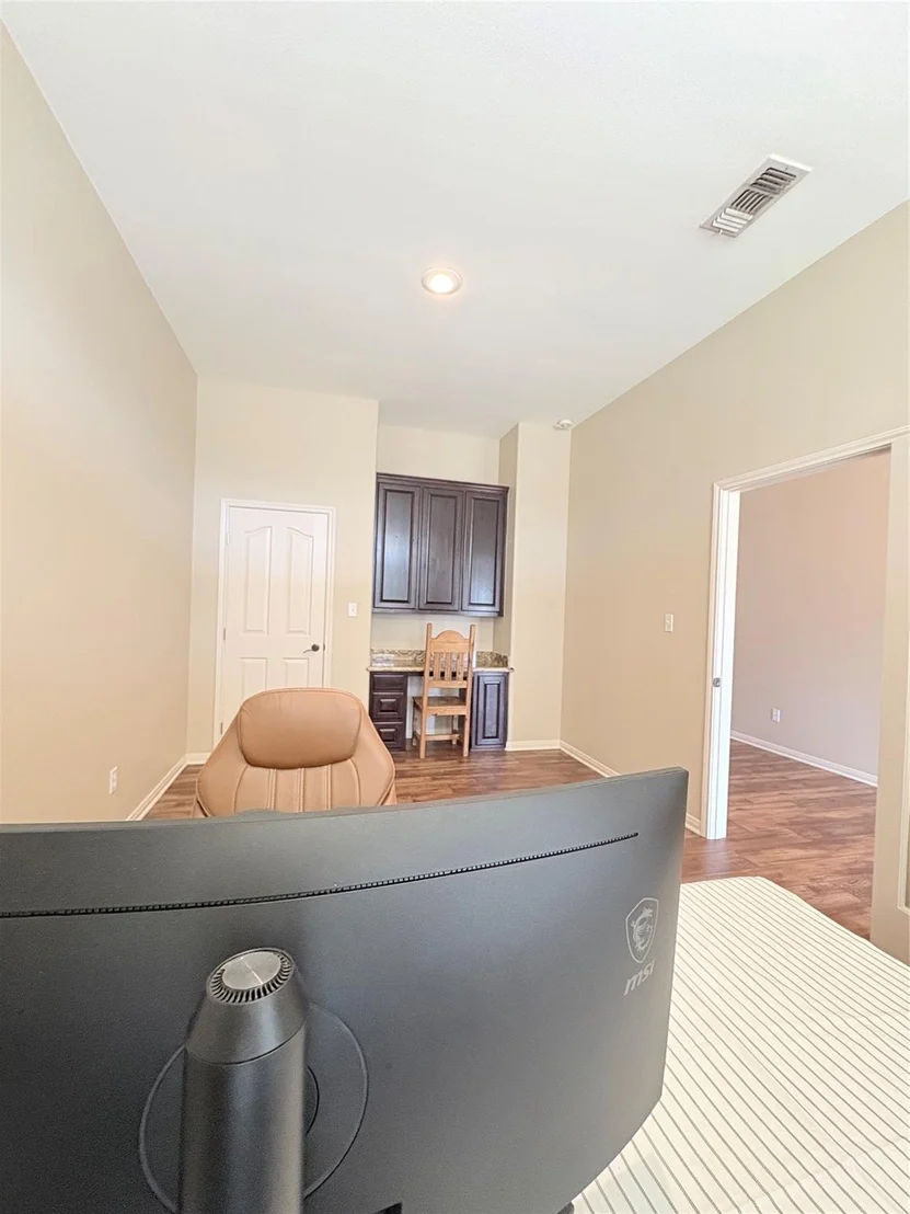 Photo of 949 Abrameit Road