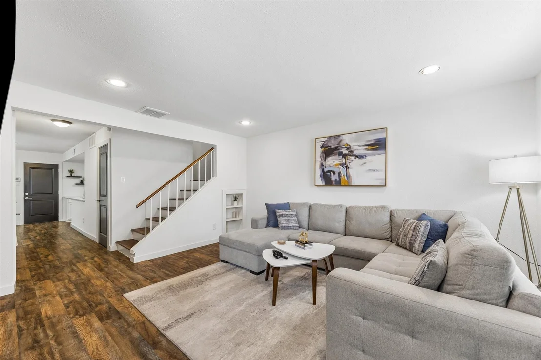 Photo of Unit 3 at 1908 Augusta Drive