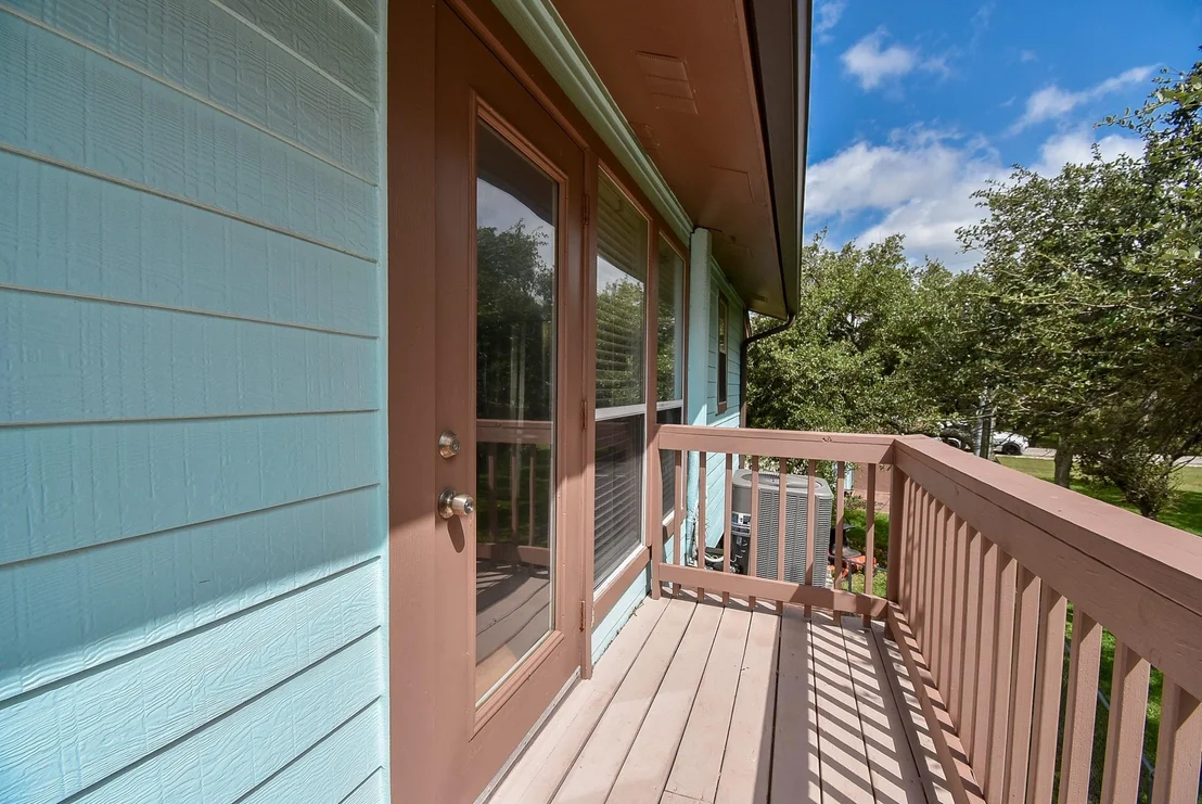 Photo of 2116 W Bayshore Drive
