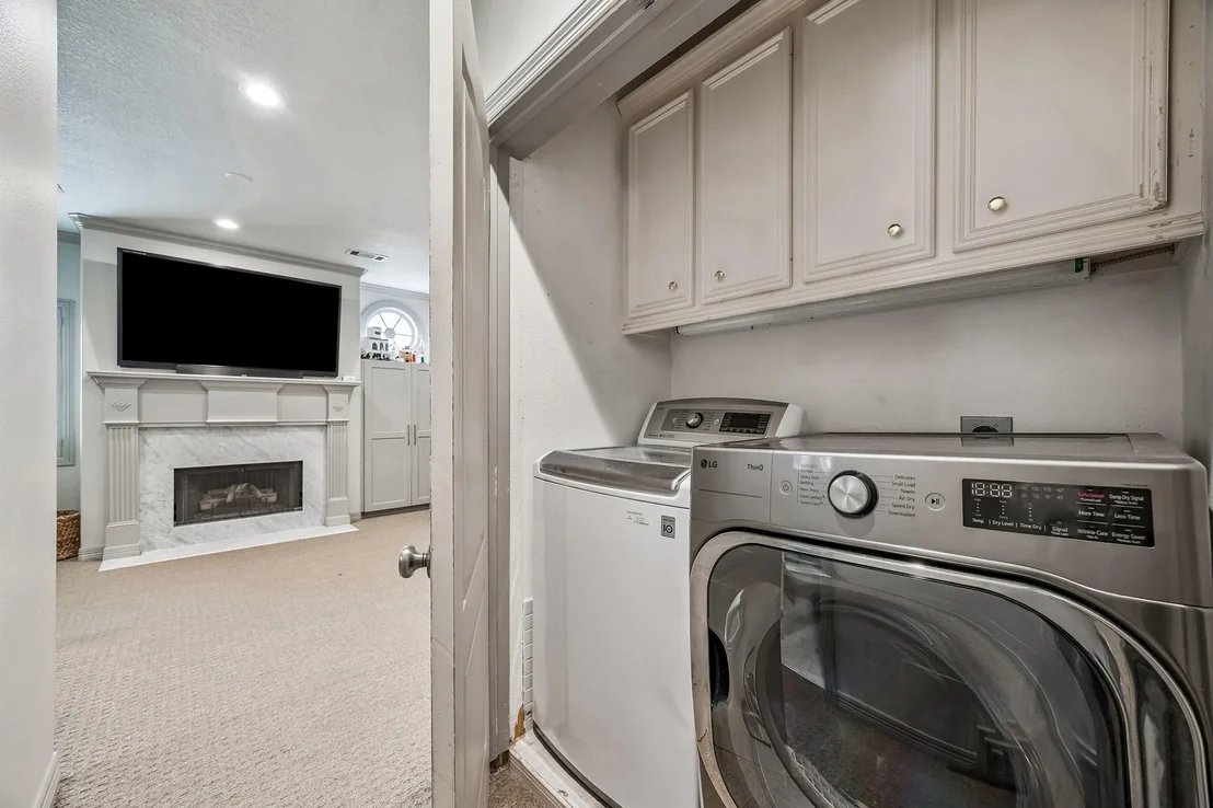 Photo of 3214 Sunset Boulevard