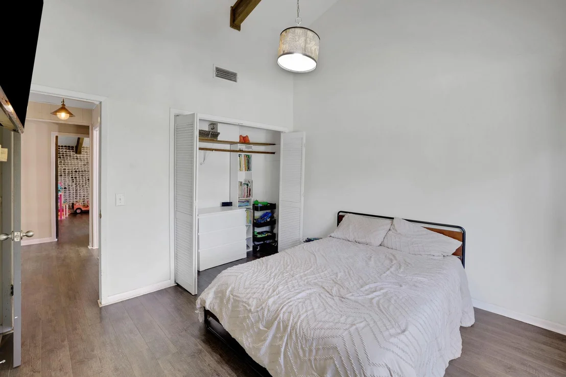 Photo of 141 N Pine Harbour Drive