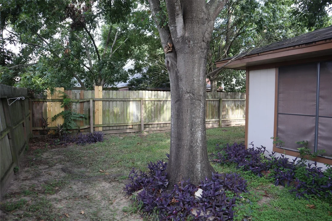 Photo of 2931 Walnut Springs Drive