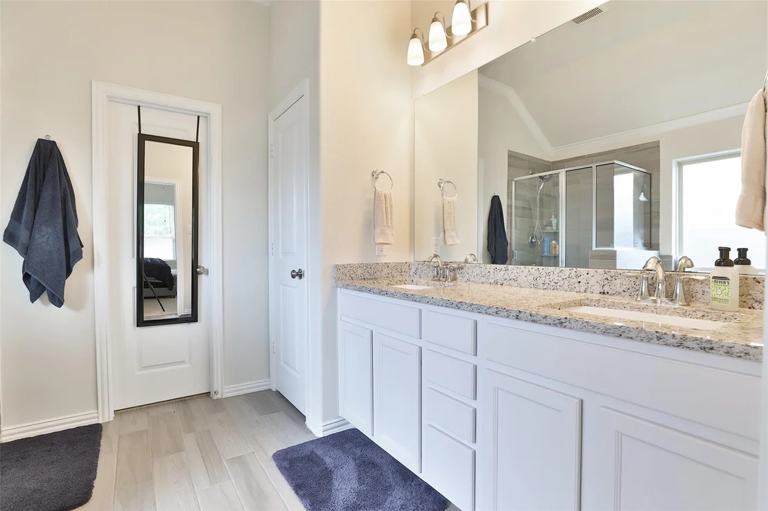 Photo of 19138 Longhorn Point Drive