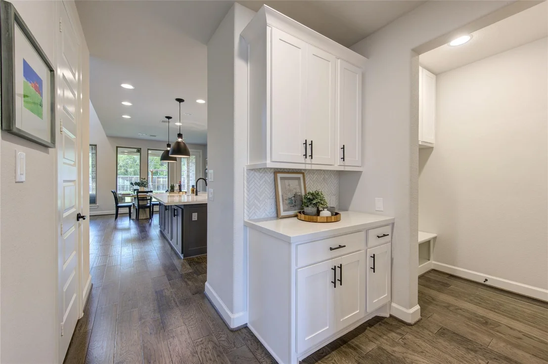 Photo of 6718 Mirabeau Lane