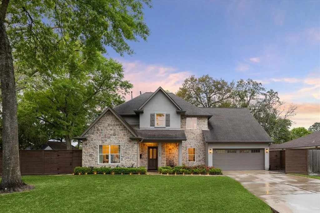 Photo of 1605 Cranway Drive