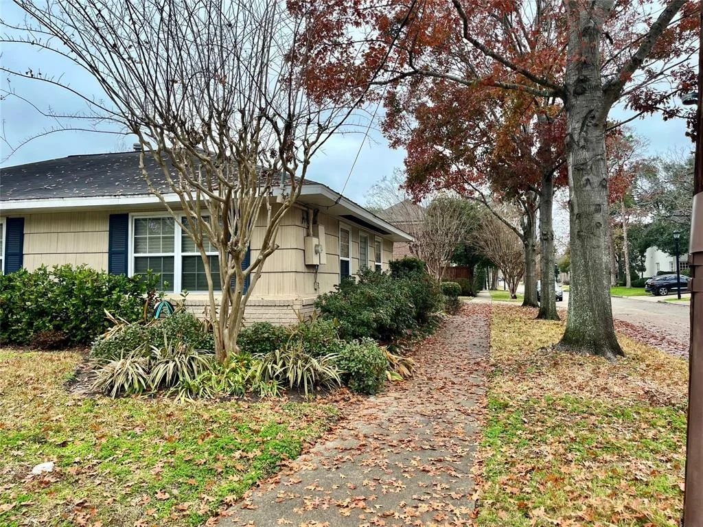 Photo of 4102 Riley Street
