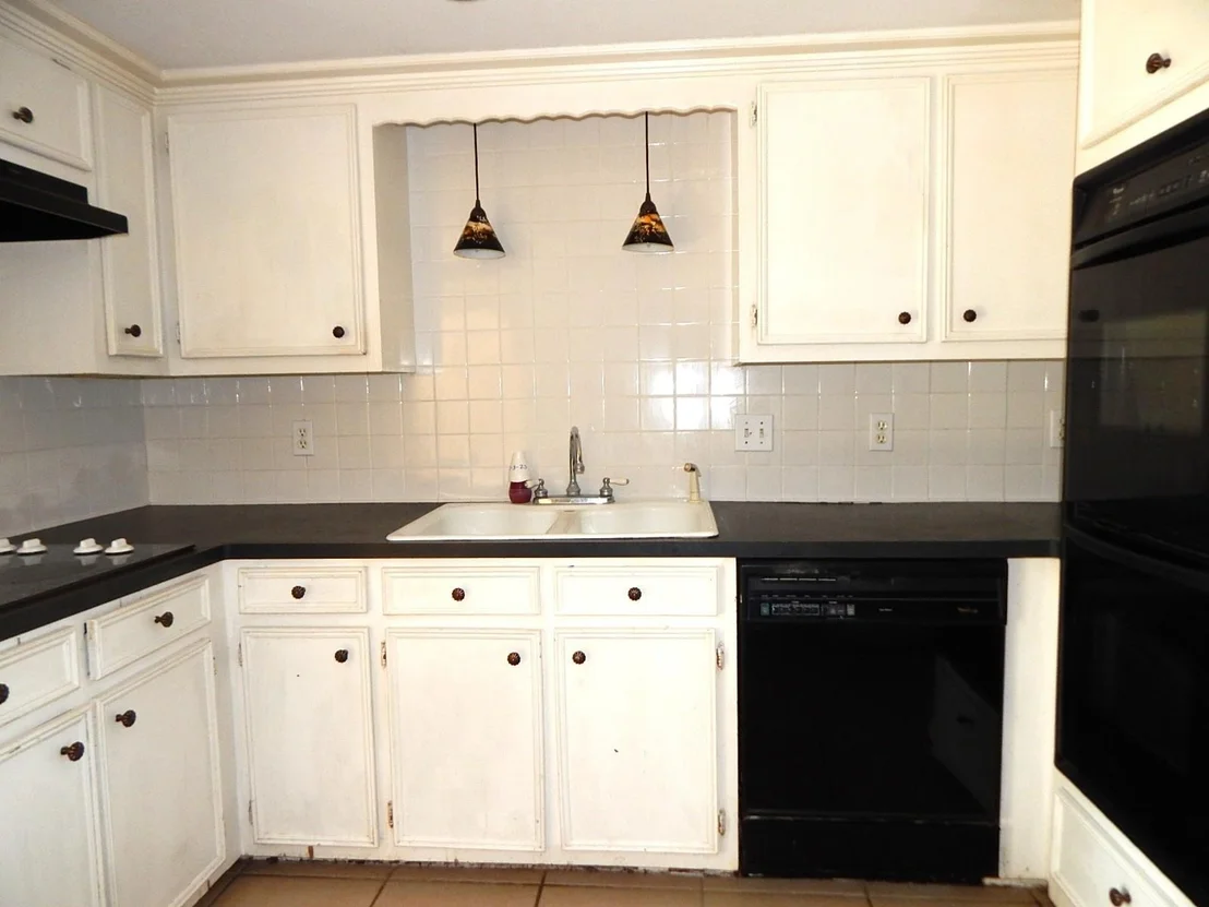 Photo of 6115 Elmgrove Road