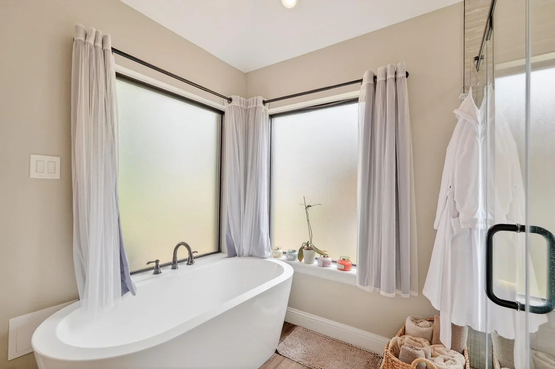 Photo of 24710 Creekview Drive