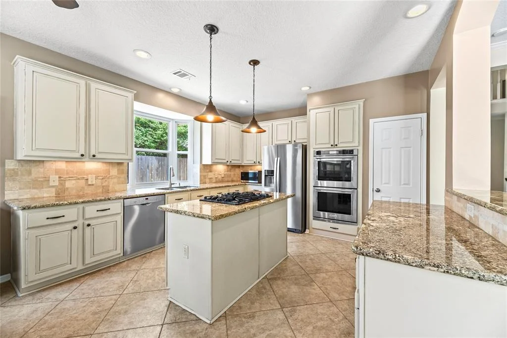 Photo of 1310 Blackthorne Drive