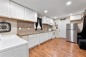 Photo of 4603 Castle Avenue