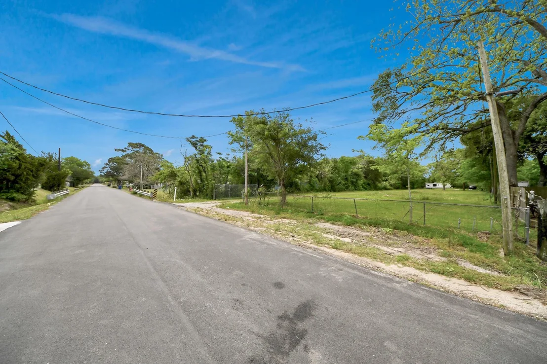 Photo of 703 North Road