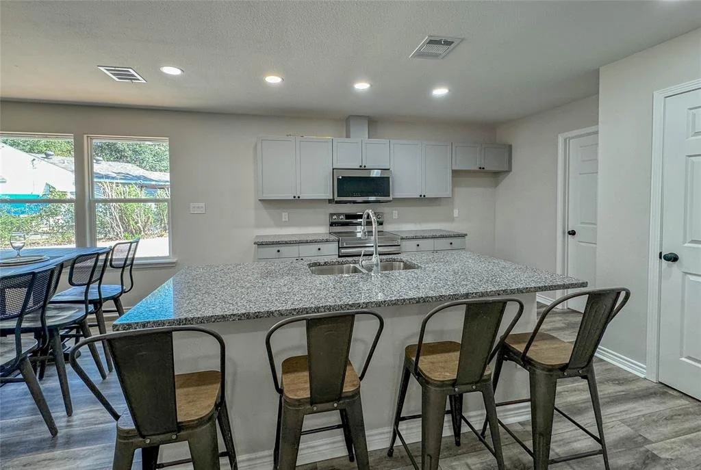 Photo of 9 Lenora Drive