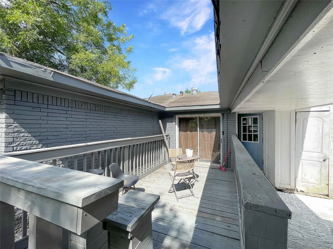 Photo of 6811 Saint Augustine Street