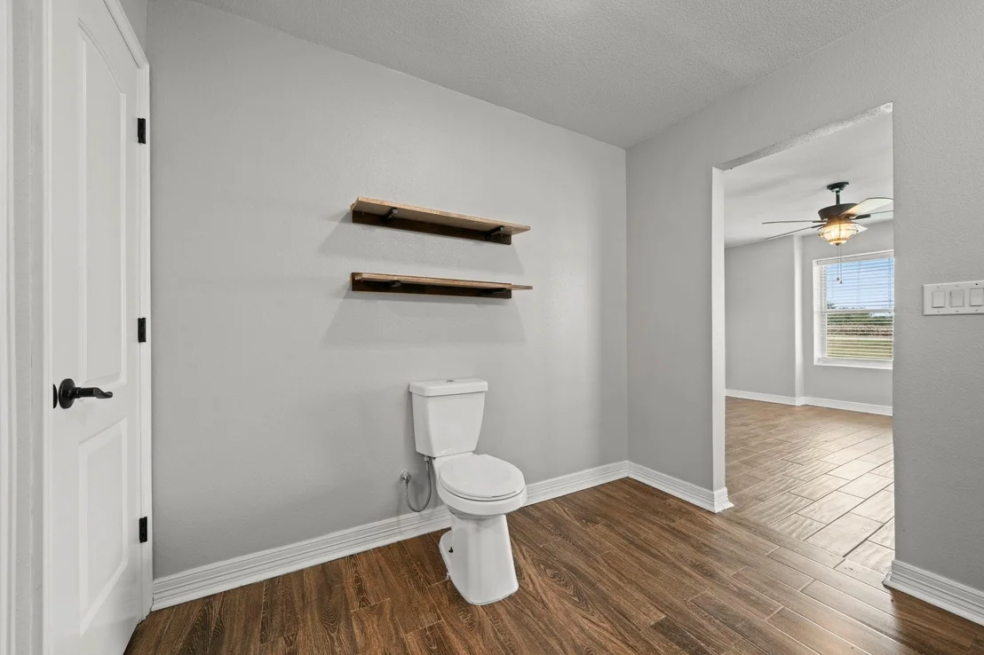 Photo of 1743 Royal Road