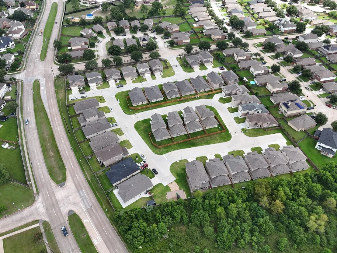 Photo of 2819 Pine Estate Lane
