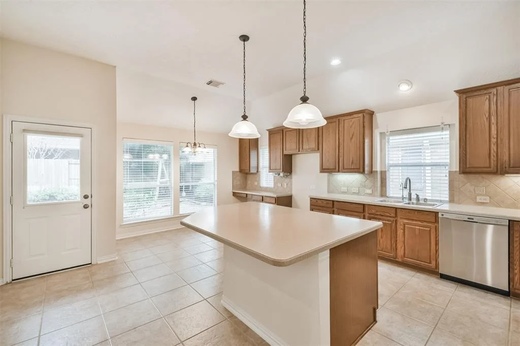 Photo of 241 Kettering Lane