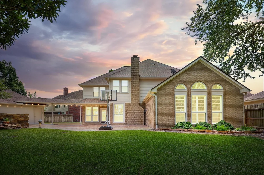Photo of 24818 Lakebriar Drive