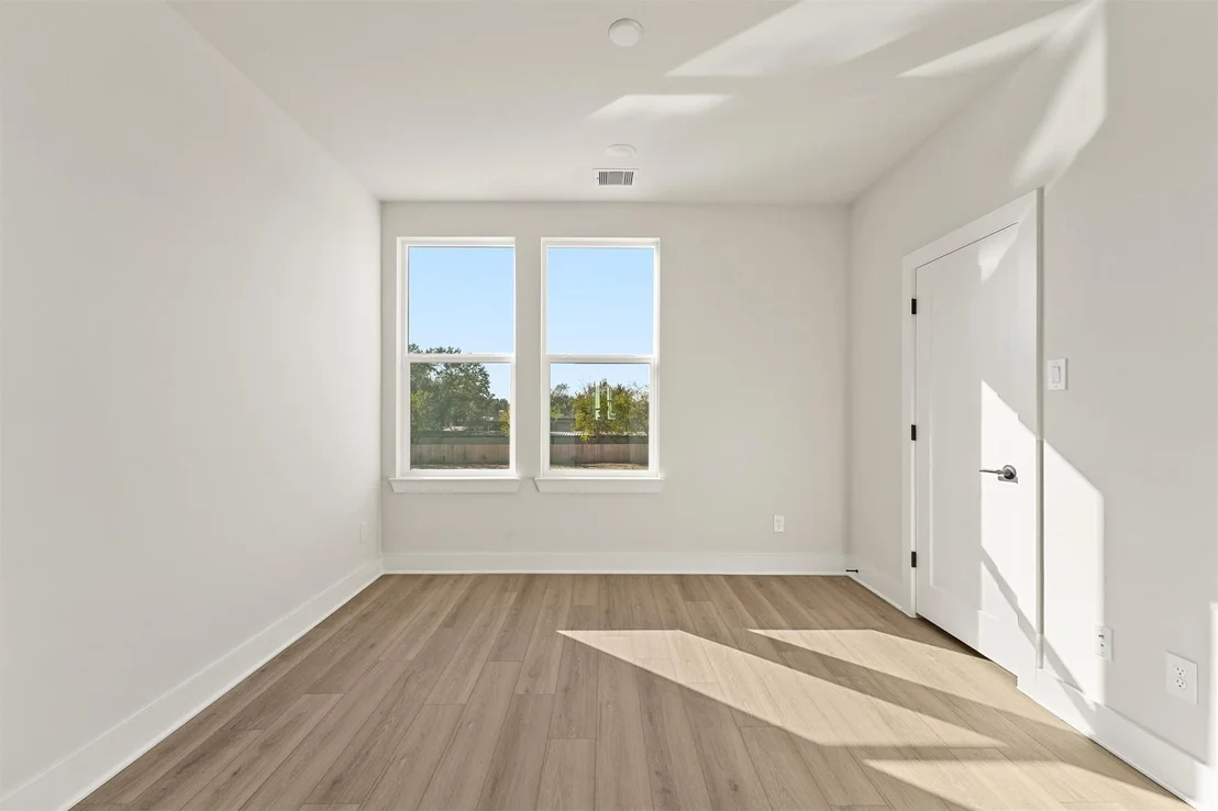 Photo of 5315 Teodoro Lane
