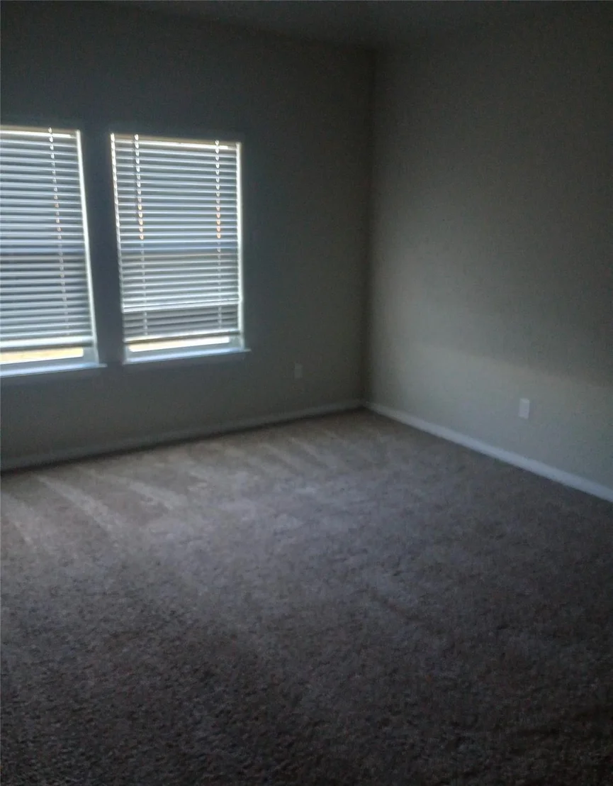 Photo of 14008 Heartland Drive