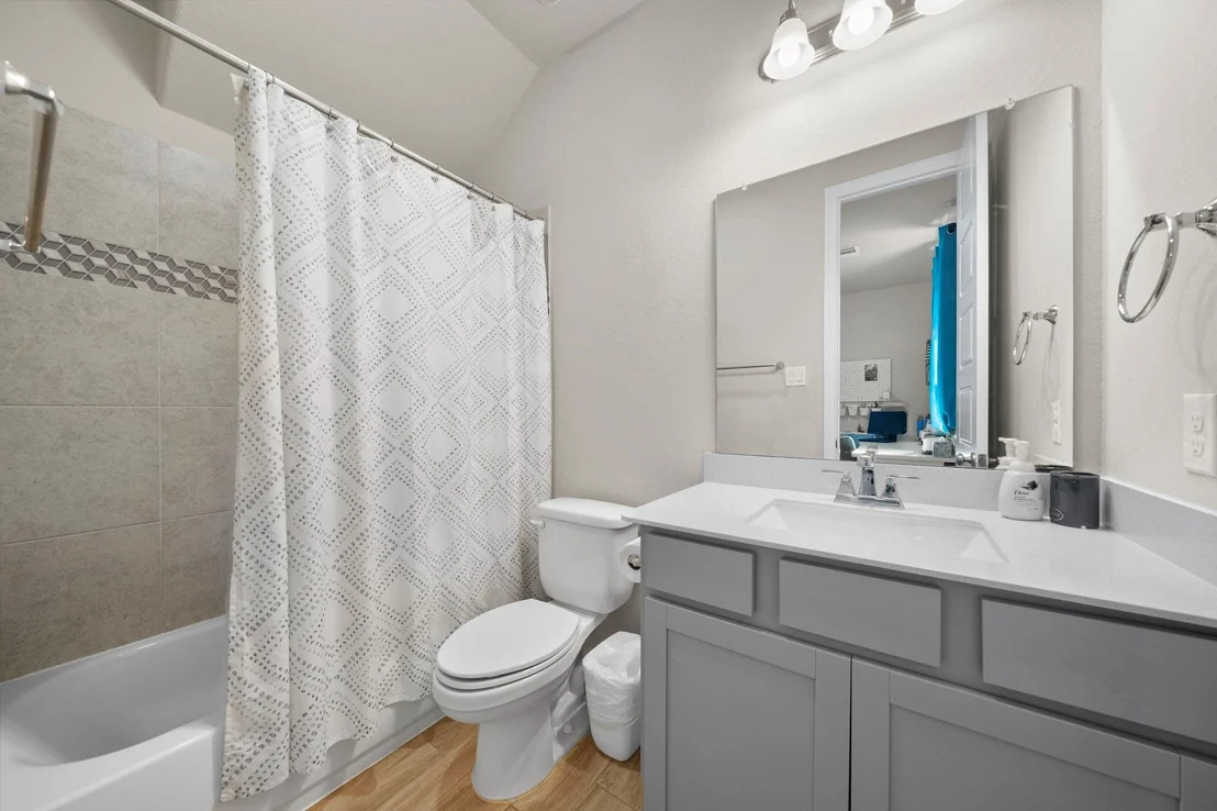 Photo of 10927 Crestwood Point Circle