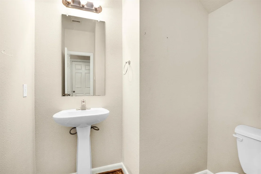 Photo of 996 Oak Glen Drive