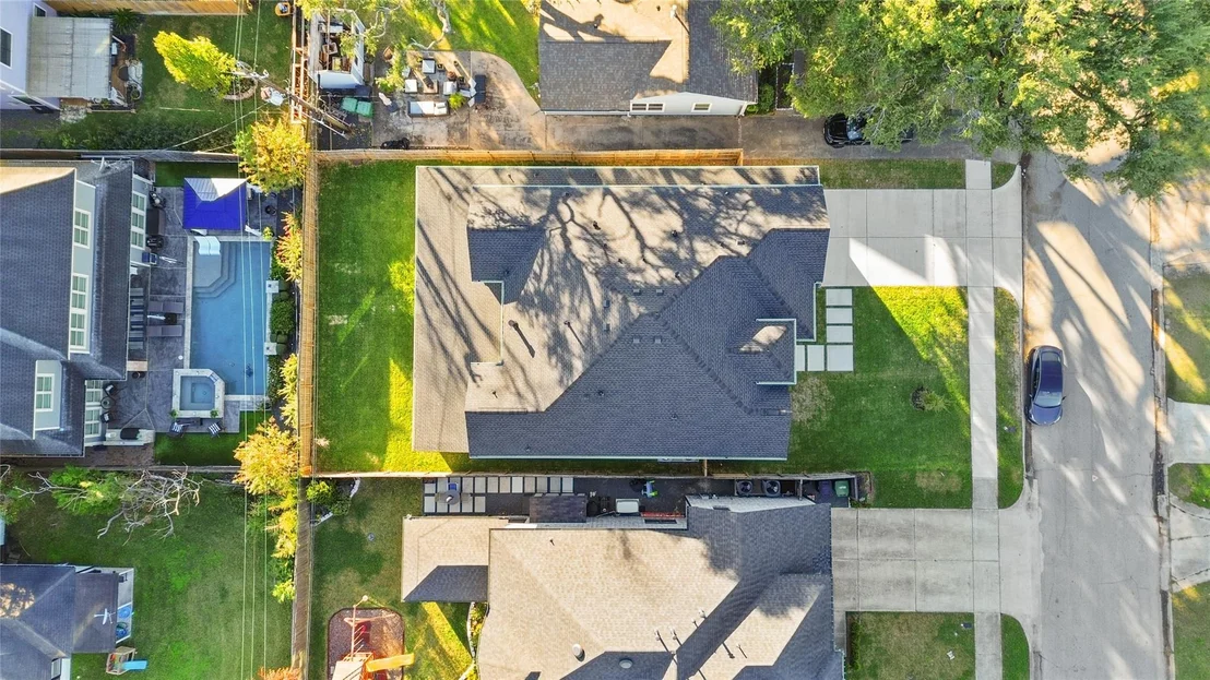 Photo of 7115 Raton Street