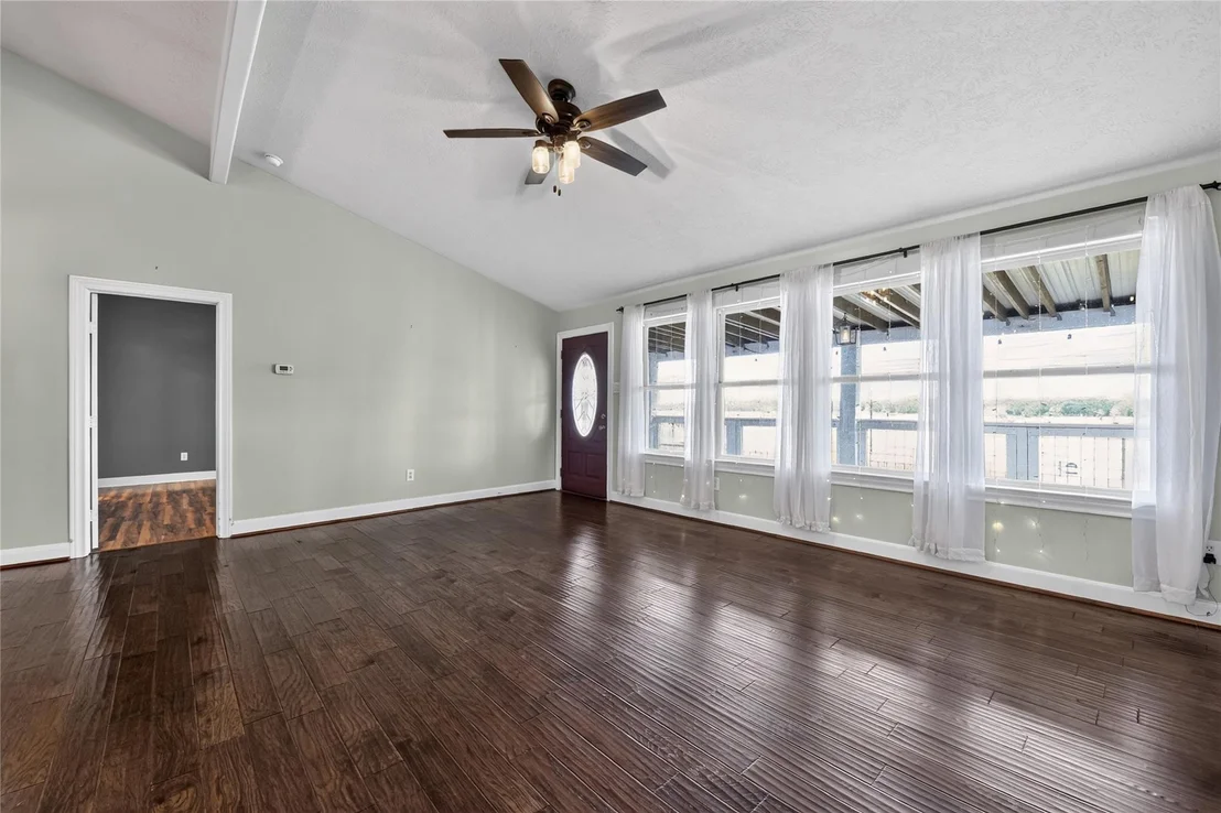 Photo of 4228 Scenic Drive