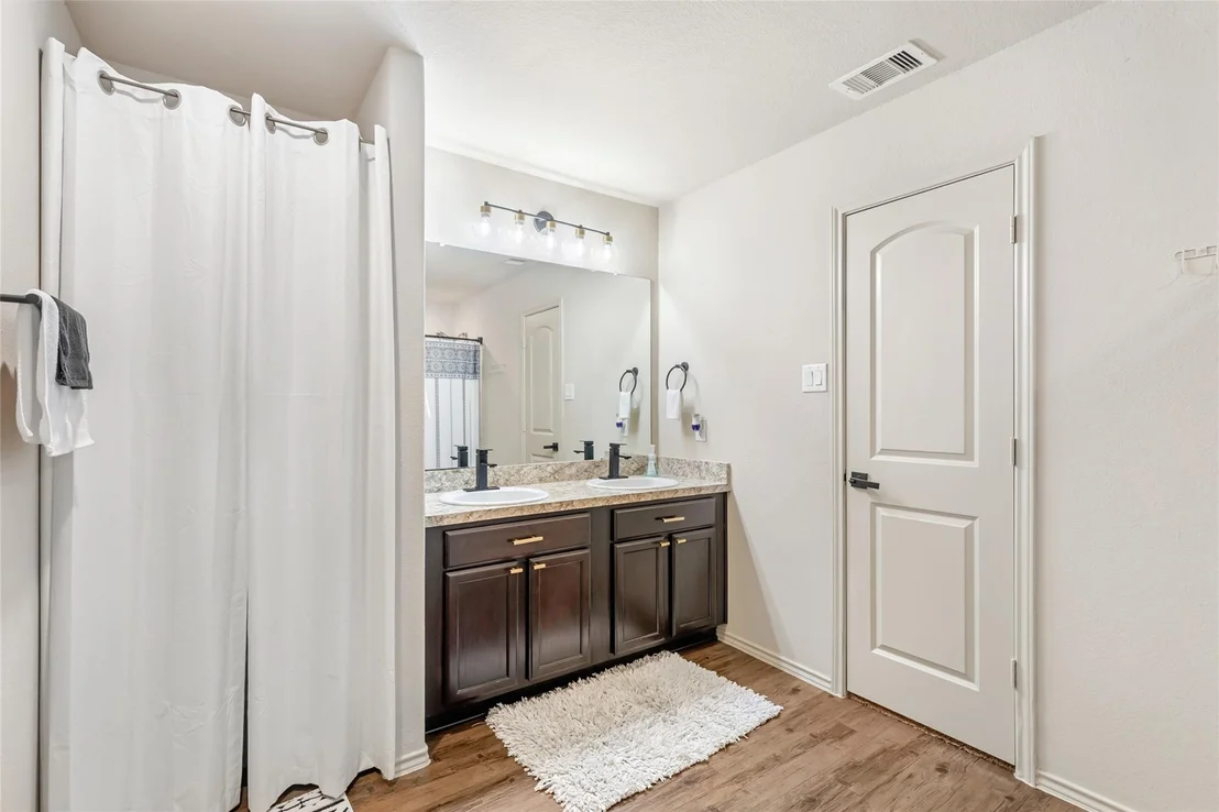 Photo of 1349 Lariat Ridge Trail