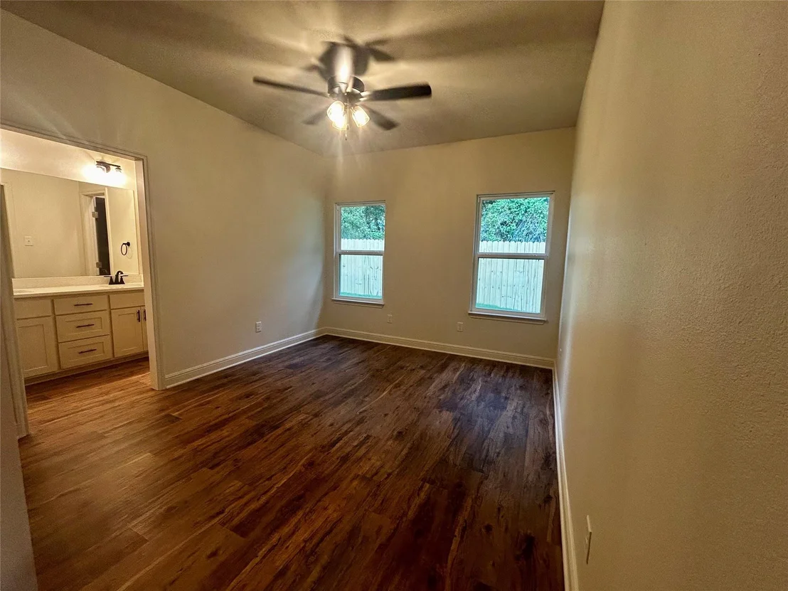 Photo of 203 E Fleming