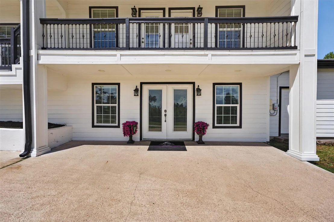 Photo of 139 Laurel Cove W